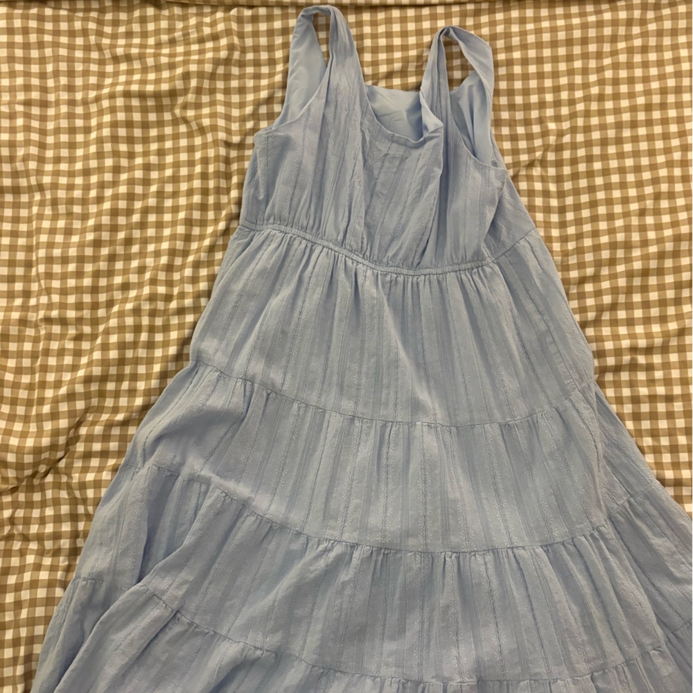 Light Blue Sleeveless Midi Dress - Picture 2 of 4